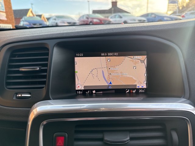 2017 Volvo V60 Cross Country 2L Lux Nav 5dr - Photo 11