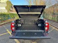 USED 2021 21 TOYOTA HI-LUX 2.8 D-4D Invincible X Pickup Double Cab 4dr Diesel Auto 4WD Euro 6 (s/s) (204 ps) CarPlay, Reverse Camera