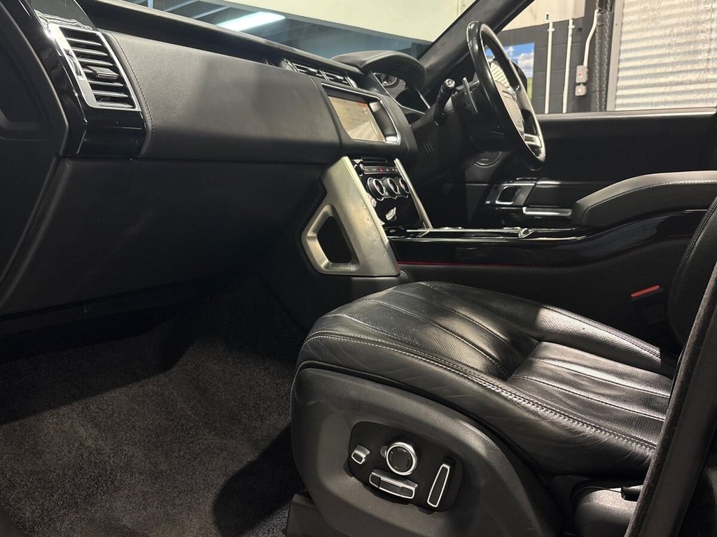 USED 2017 67 LAND ROVER RANGE ROVER 4.4 SD V8 Autobiography SUV 5dr Diesel Auto 4WD Euro 6 (s/s) (339 ps) 1 OWNER EXAMPLE|JLR HISTORY
