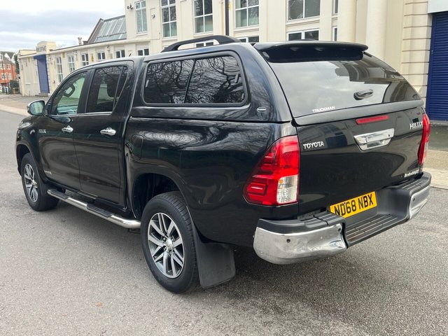 2018 TOYOTA HI-LUX 2.4 D-4D Invincible X Pickup Double Cab 4dr Diesel Auto 4WD Euro 6 (TSS, 3.5t) (150 ps) - Photo 4
