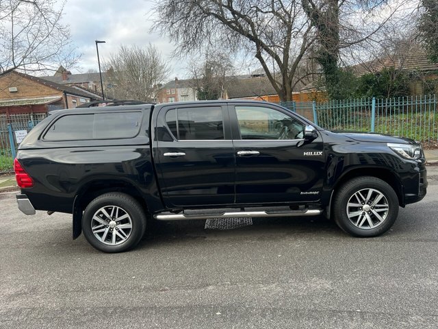 2018 TOYOTA HI-LUX 2.4 D-4D Invincible X Pickup Double Cab 4dr Diesel Auto 4WD Euro 6 (TSS, 3.5t) (150 ps) - Photo 5