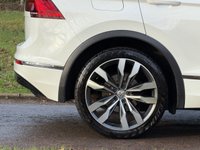 USED 2016 66 VOLKSWAGEN TIGUAN 2.0 TDI BlueMotion Tech R-Line SUV 5dr Diesel DSG 4Motion Euro 6 (s/s) (150 ps) 