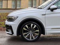 USED 2016 66 VOLKSWAGEN TIGUAN 2.0 TDI BlueMotion Tech R-Line SUV 5dr Diesel DSG 4Motion Euro 6 (s/s) (150 ps) 
