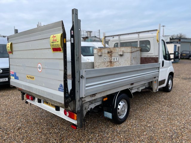 2020 Citroen Relay 2.2L X 2dr - Photo 2