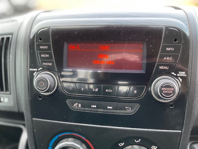 2020 Citroen Relay 2.2L X 2dr - Photo 8