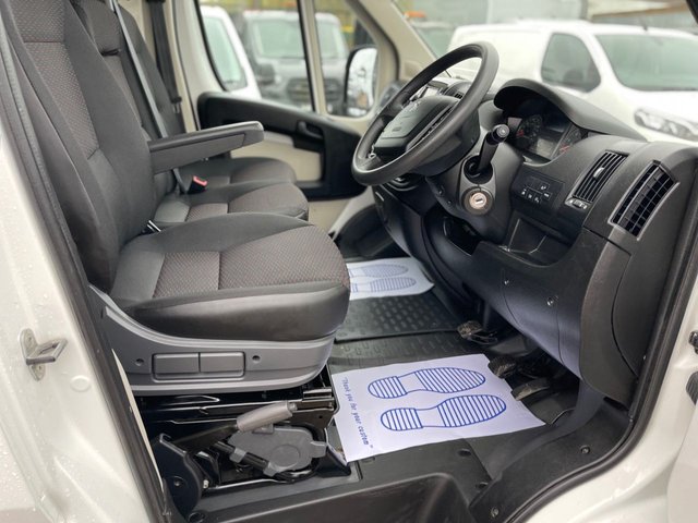 2019 Peugeot Boxer 2.2L Professional 5dr - Photo 8