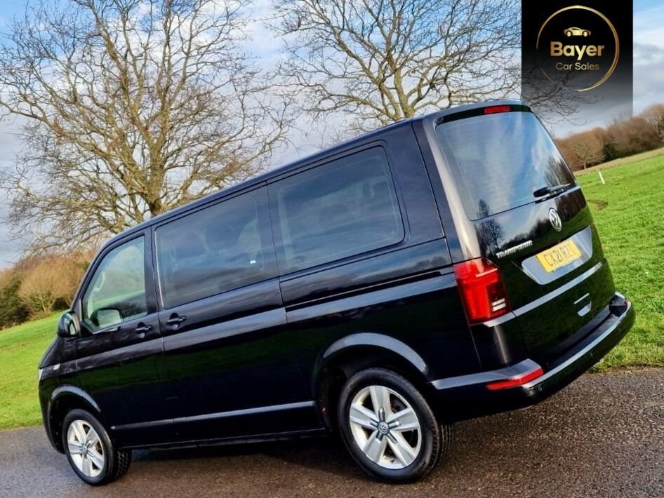 USED 2021 21 VOLKSWAGEN TRANSPORTER SHUTTLE 2.0 TDI SE Minibus Double Cab 5dr Diesel DSG SWB Euro 6 (s/s) (150 ps) FINANCE AVAILABLE
