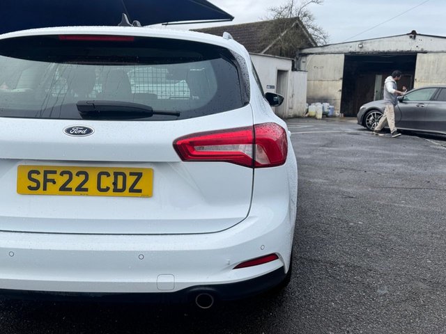 2022 FORD FOCUS 1.0T EcoBoost Zetec Estate 5dr Petrol Auto Euro 6 (s/s) (125 ps) - Photo 7