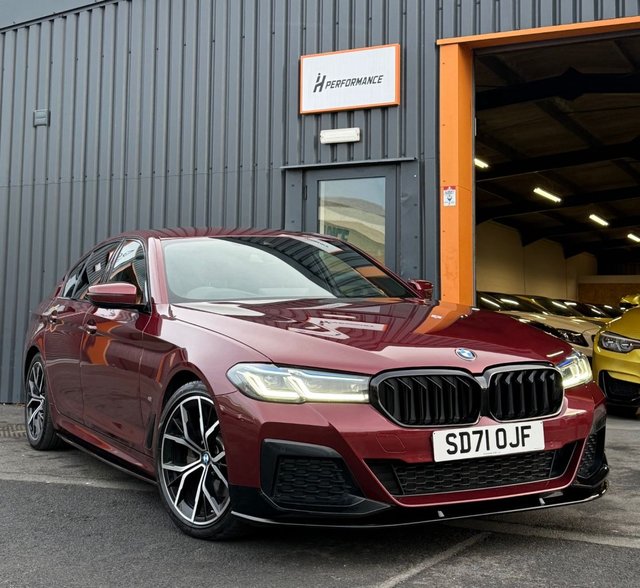 2021 BMW 5 SERIES - Photo 6