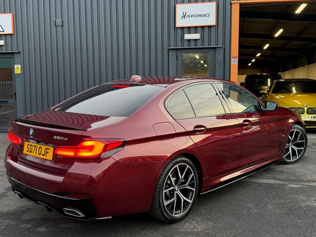 2021 BMW 5 SERIES - Photo 11