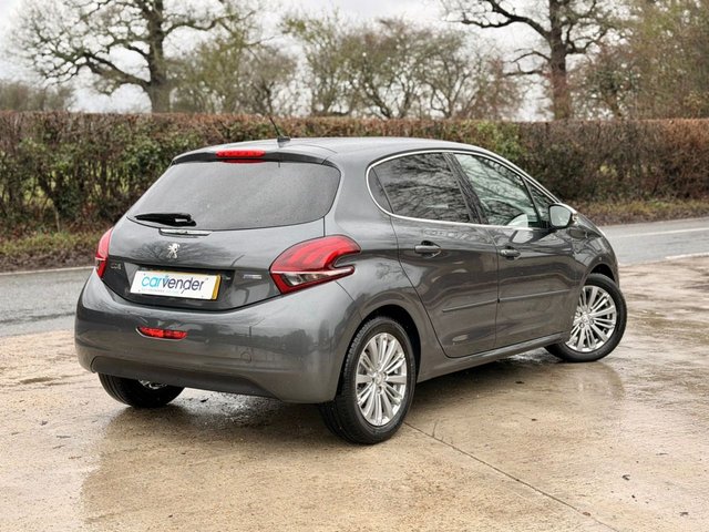 2016 Peugeot 208 1.2L Allure 5dr - Photo 6