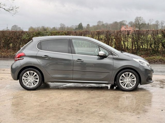2016 Peugeot 208 1.2L Allure 5dr - Photo 8