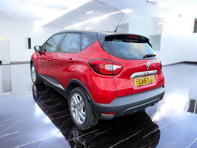 View our RENAULT CAPTUR