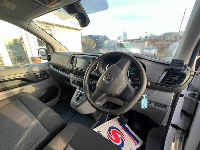 2022 Vauxhall Vivaro Electric - Photo 11