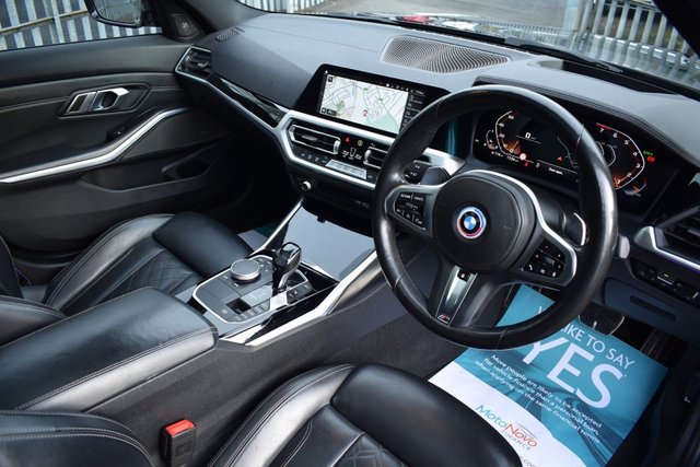 View our BMW 3 SERIES