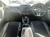 USED 2019 68 NISSAN QASHQAI 1.3 DIG-T Acenta Premium SUV 5dr Petrol Manual Euro 6 (s/s) (140 ps) 