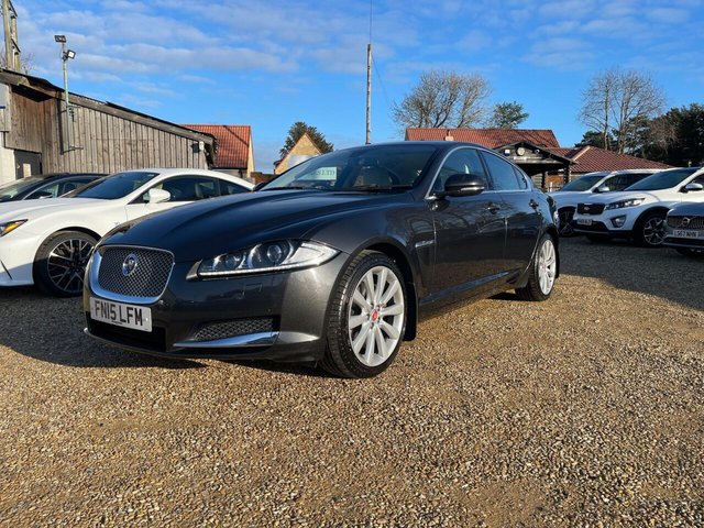 2015 JAGUAR XF - Photo 3