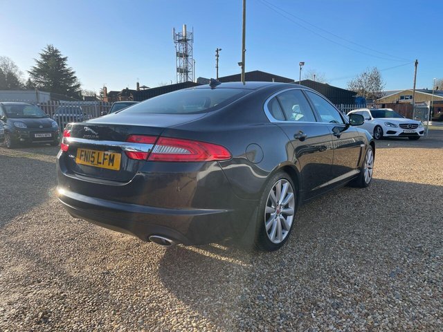 2015 JAGUAR XF - Photo 6