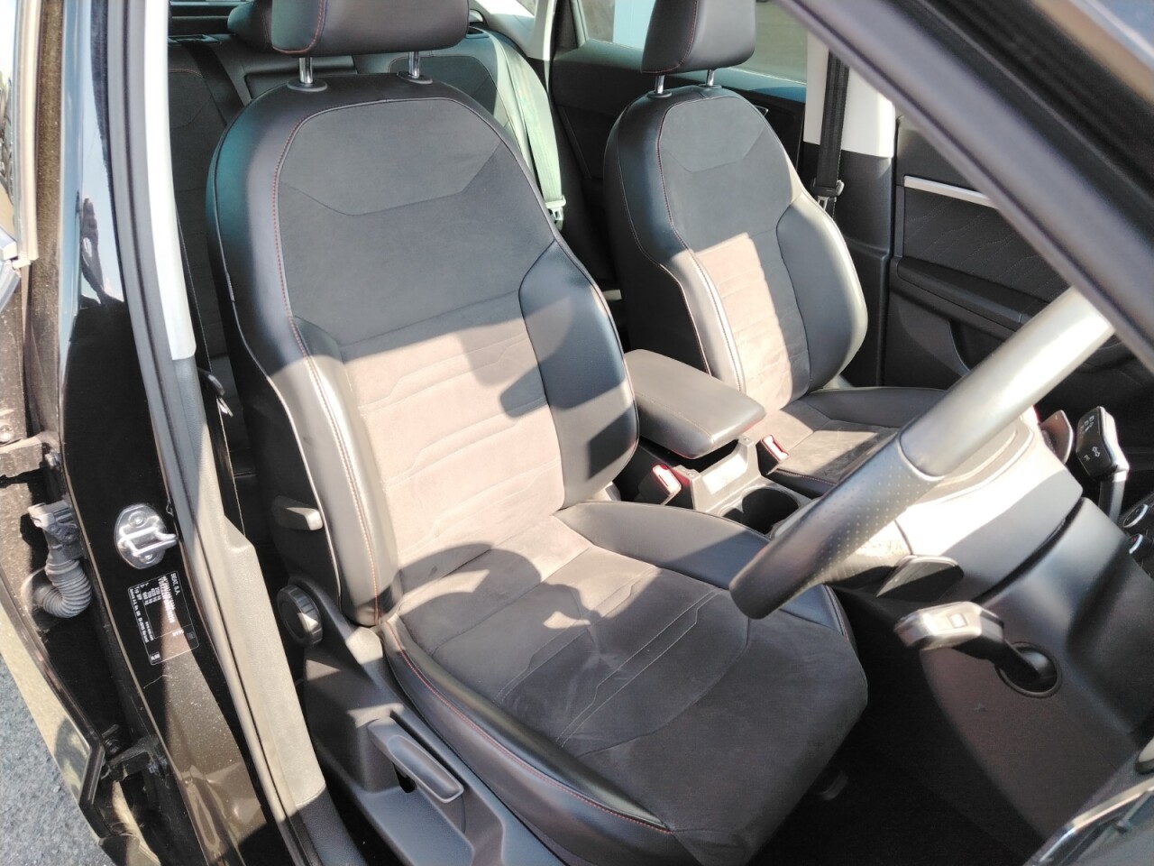 2023 SEAT ATECA 2.0 TDI FR SUV 5dr Diesel DSG 4Drive Euro 6 (s/s) (150 ps) - vehicle photo 23 for sale on PureCar