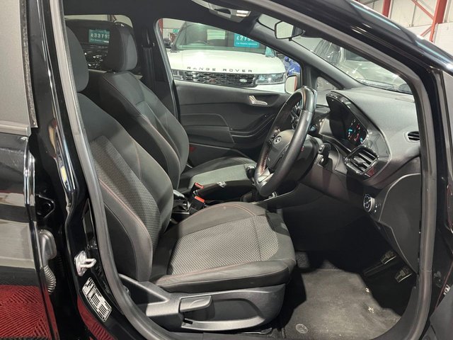 2019 FORD FIESTA 1.0T EcoBoost GPF ST-Line Hatchback 5dr Petrol Manual Euro 6 (s/s) (100 ps) - Photo 5
