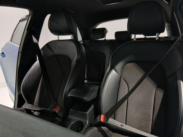 2016 AUDI Q3 - Photo 8