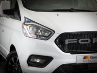 USED 2023 72 FORD TRANSIT CUSTOM 2.0 320 EcoBlue Limited Crew Van Double Cab 5dr Diesel Manual L2 H1 Euro 6 (s/s) (130 ps) *EURO 6 ULEZ COMPLIANT*LWB*