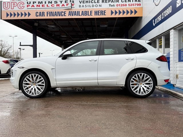 View our PORSCHE CAYENNE