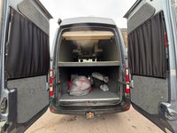 RenaultMaster 2.3 dCi 35 CAMPER CONVERSION FWD LWB High Roof Euro 5 (150 ps) — thumbnail 38 of 51