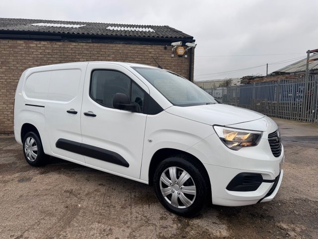 2020 70 Vauxhall Combo 1.5 Turbo D 2300 Sportive Panel Van 4dr Diesel Manual L2 H1 Euro 6 (s/s) (100 ps)