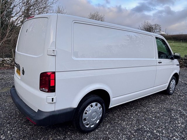 2021 VOLKSWAGEN TRANSPORTER 2.0 TDI T32 Startline Panel Van 5dr Diesel Manual FWD LWB Euro 6 110PS - Photo 3