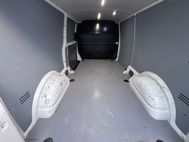 2021 VOLKSWAGEN TRANSPORTER 2.0 TDI T32 Startline Panel Van 5dr Diesel Manual FWD LWB Euro 6 110PS - Photo 12