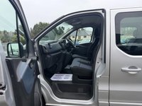 USED 2019 19 VAUXHALL VIVARO 1.6 CDTi 2900 Combi Van Double Cab 5dr Diesel Manual L2 H1 Euro 6 (s/s) (9 Seat) (120 ps) LOW MILES / 6 MONTHS WARRANTY / 9 SEATS