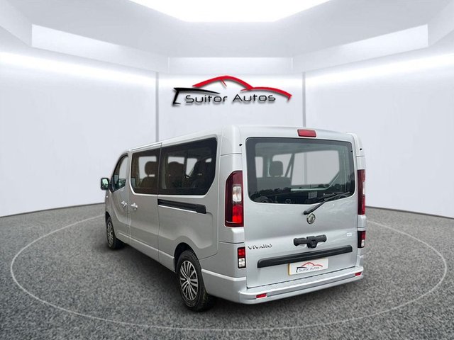 2019 VAUXHALL VIVARO - Photo 5