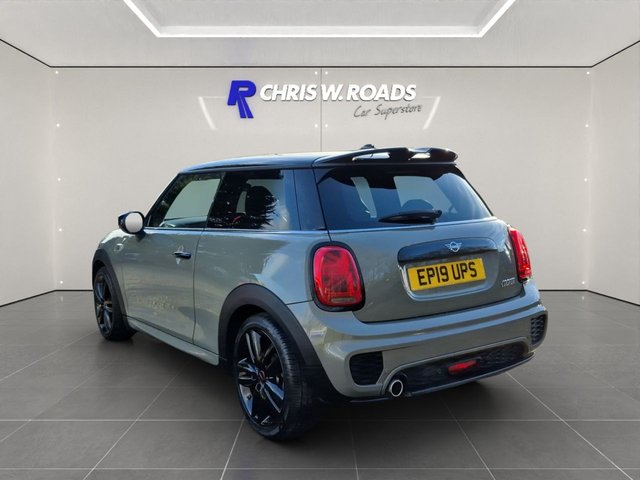 2019 MINI Hatch 1.5L Cooper Sport 3dr - Photo 2