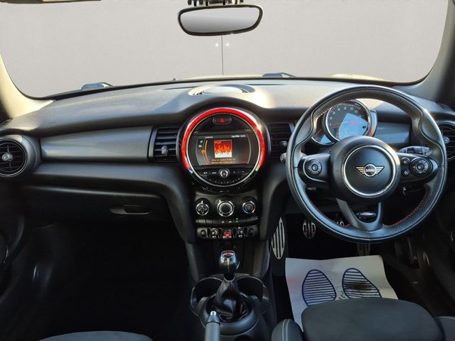 2019 MINI Hatch 1.5L Cooper Sport 3dr - Photo 5