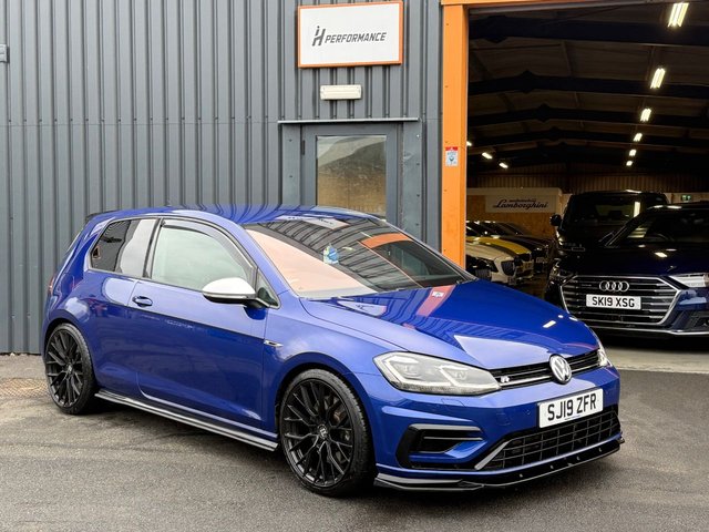 2019 VOLKSWAGEN GOLF - Photo 2