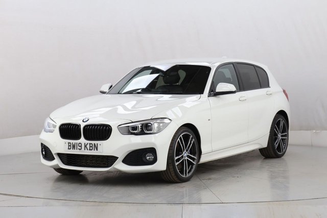 2019 BMW 1 Series 1.5L M Sport Shadow Edition 5dr - Photo 3