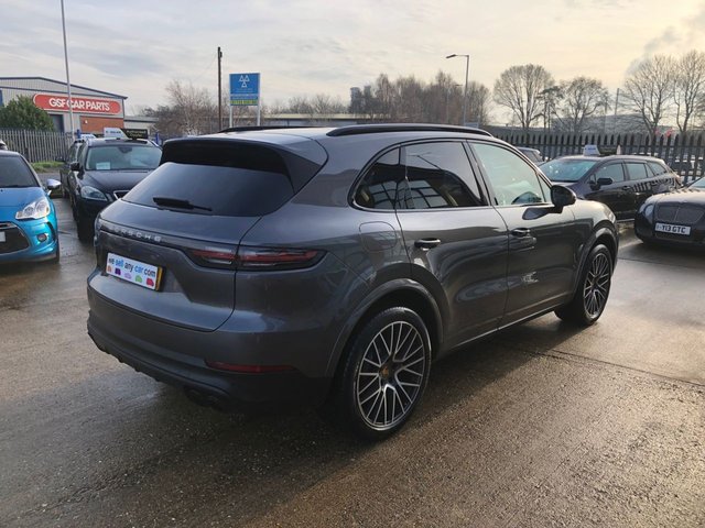 2021 PORSCHE CAYENNE 2021 3.0T V6 GPF SUV 5dr Petrol TiptronicS 4WD Euro 6 (s/s) (340 ps) - Photo 10