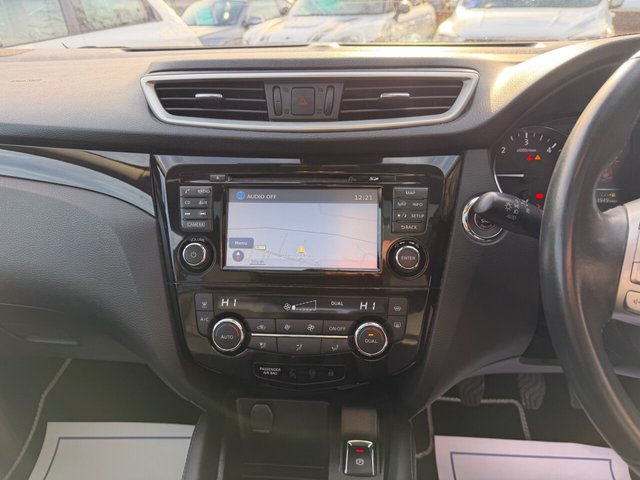 2016 Nissan Qashqai 1.5L Tekna 5dr - Photo 8