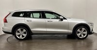 USED 2019 19 VOLVO V60 CROSS COUNTRY 2.0 D4 Estate 5dr Diesel Auto AWD Euro 6 (s/s) (190 ps) VOLVO  AWD Cross Country D4 Estate Automatic Euro 6 190 BHP Deployable Towbar Apple Play Android Phone Intergration , Winter Pack
