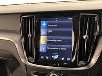 USED 2019 19 VOLVO V60 CROSS COUNTRY 2.0 D4 Estate 5dr Diesel Auto AWD Euro 6 (s/s) (190 ps) VOLVO  AWD Cross Country D4 Estate Automatic Euro 6 190 BHP Deployable Towbar Apple Play Android Phone Intergration , Winter Pack