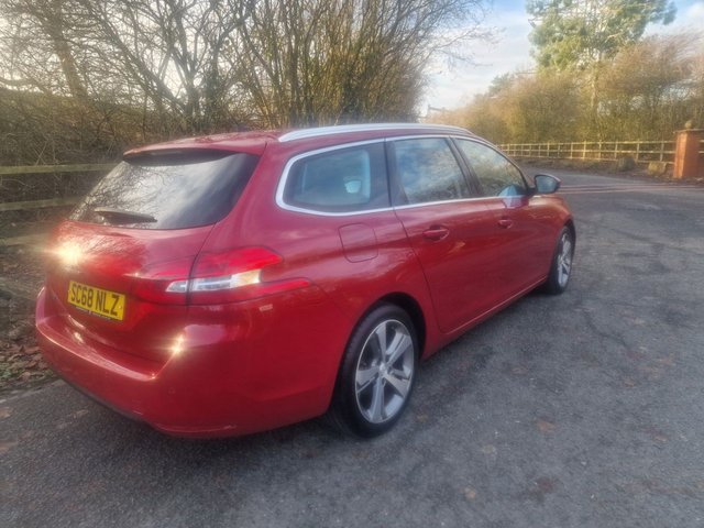 2018 Peugeot 308 SW 1.2L Allure 5dr - Photo 5