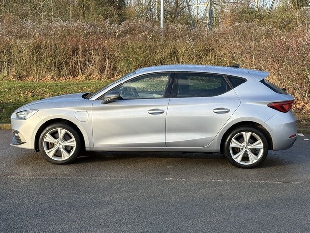 2021 SEAT LEON - Photo 2