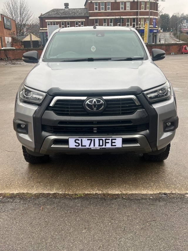 2021 TOYOTA HI-LUX 2.8 D-4D Invincible X Pickup Double Cab 4dr Diesel Manual 4WD Euro 6 (s/s) (204 ps) - Photo 7