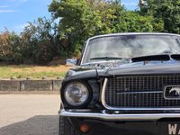 USED FORD MUSTANG 