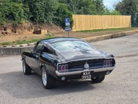 USED FORD MUSTANG 