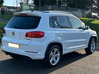 USED 2015 65 VOLKSWAGEN TIGUAN 2.0 TDI BlueMotion Tech R-Line 4WD Euro 6 (s/s) 5dr FULL SERVICE HISTORY