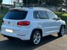USED 2015 65 VOLKSWAGEN TIGUAN 2.0 TDI BlueMotion Tech R-Line 4WD Euro 6 (s/s) 5dr FULL SERVICE HISTORY