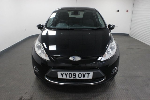 2009 FORD FIESTA - Photo 2