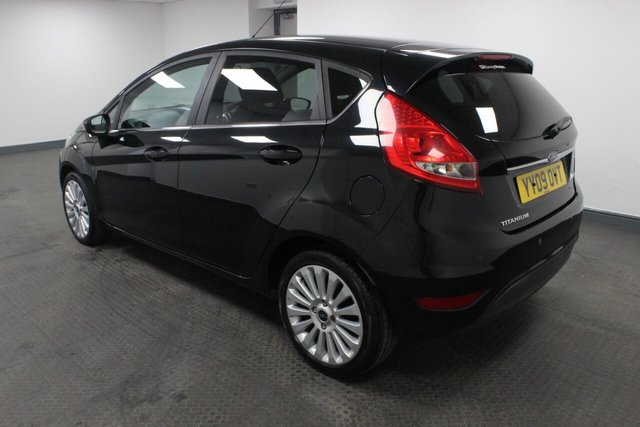 2009 FORD FIESTA - Photo 4